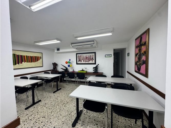 Oficina en venta en Suramericana, Medellín, 219 m² · foto 10 de 24