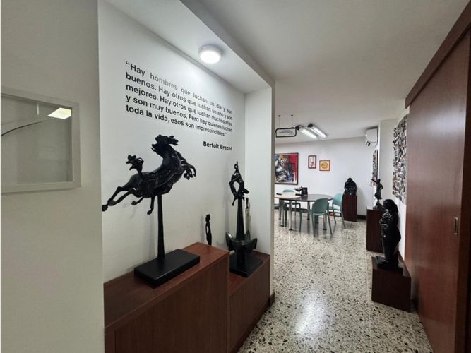 Oficina en venta en Suramericana, Medellín, 219 m² · foto 19 de 24