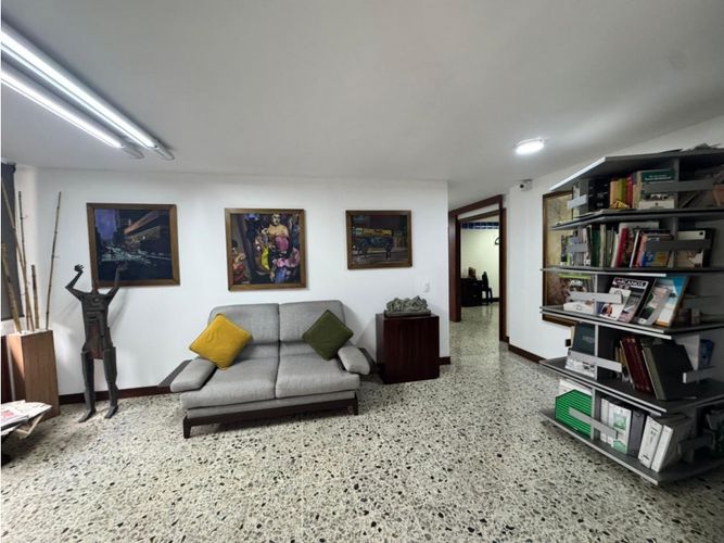 Oficina en venta en Suramericana, Medellín, 219 m² · foto 21 de 24