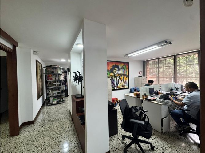 Oficina en arriendo en Suramericana, Medellín, 219 m² · foto 14 de 24