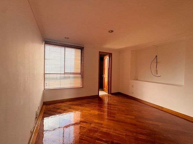Apartamento de 3 alcobas en arriendo en El Poblado, Medellín, 226 m² · foto 8 de 15
