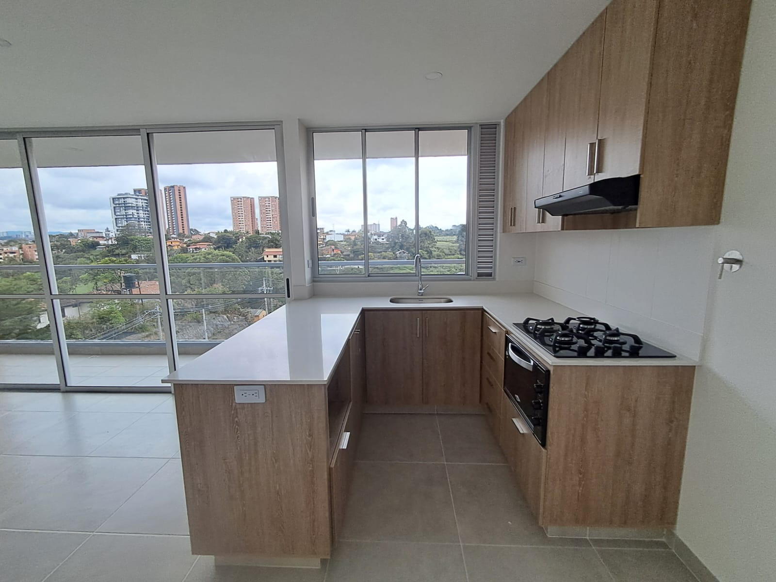 Apartamento en arriendo en Los Colegios, Rionegro · foto 4 de 16