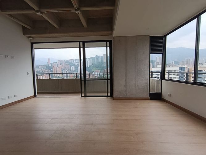 Apartamento de 2 alcobas en arriendo en El Poblado, Medellín, 108 m² · foto 4 de 20