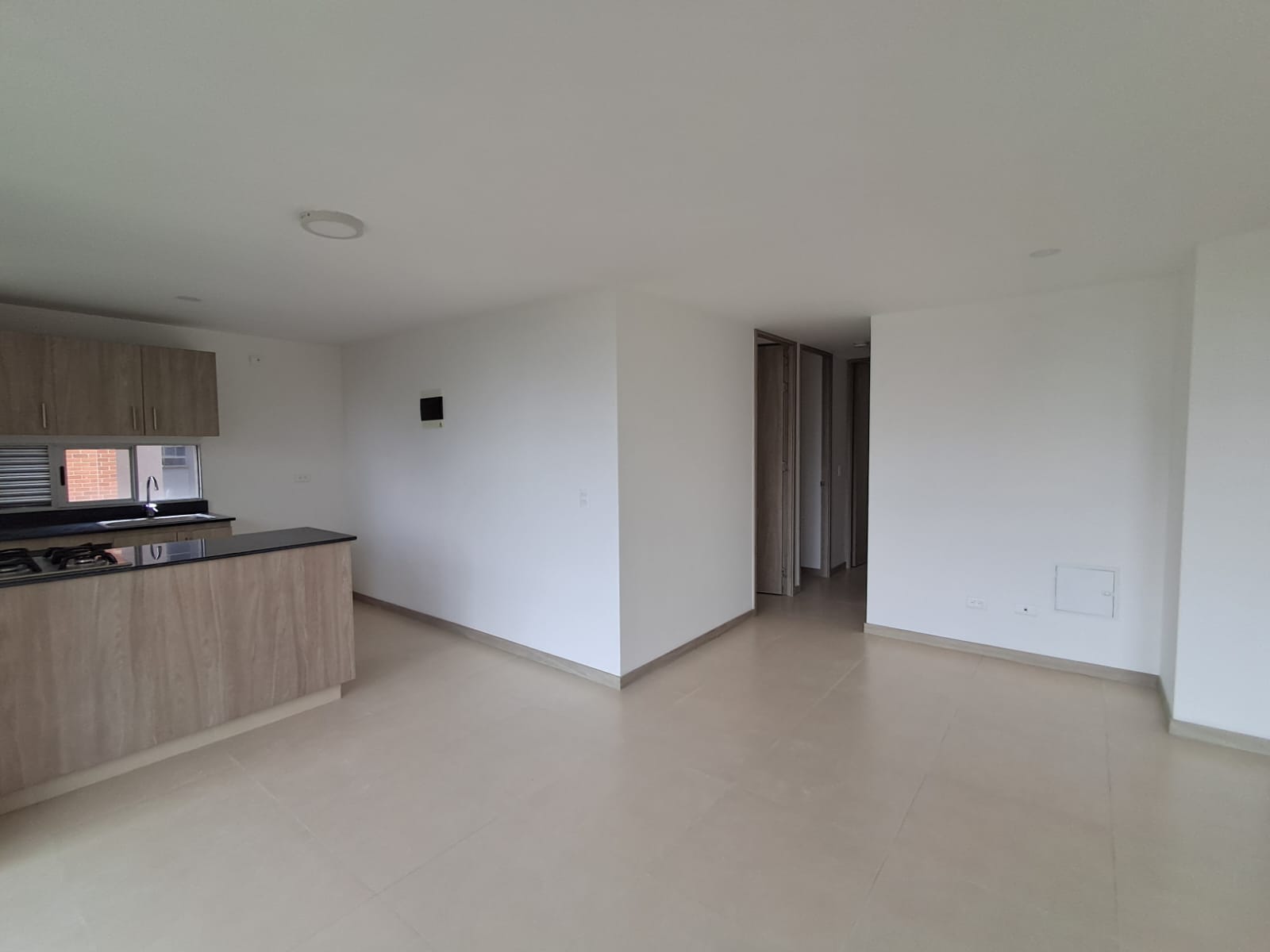 Apartamento en arriendo en Los Colegios, Rionegro · foto 3 de 16