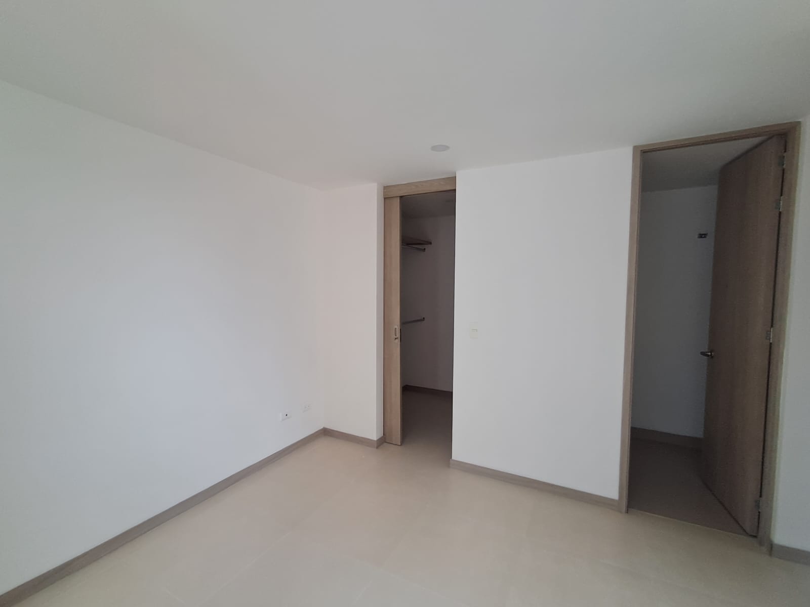 Apartamento en arriendo en Los Colegios, Rionegro · foto 10 de 16