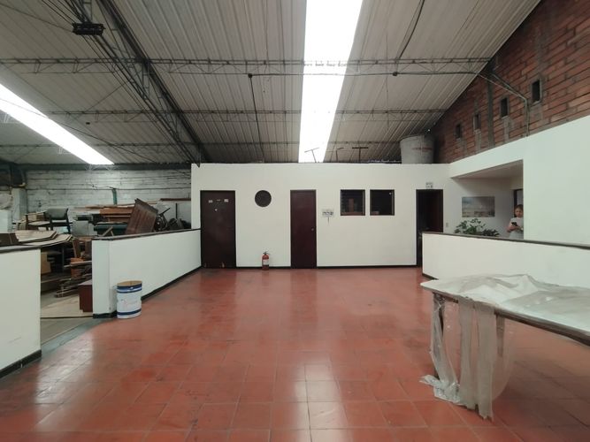 Bodega en arriendo en Zona Industrial No. 2, Itagüí, 1280 m² · foto 12 de 20