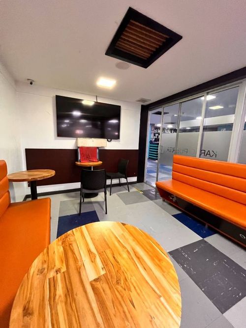 Casa en venta en Las Nieves, Bogotá, 1000 m² · foto 10 de 24