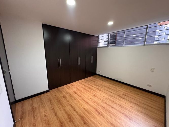 Apartamento de 2 alcobas en arriendo en Zuñiga, Envigado, 100 m² · foto 5 de 8