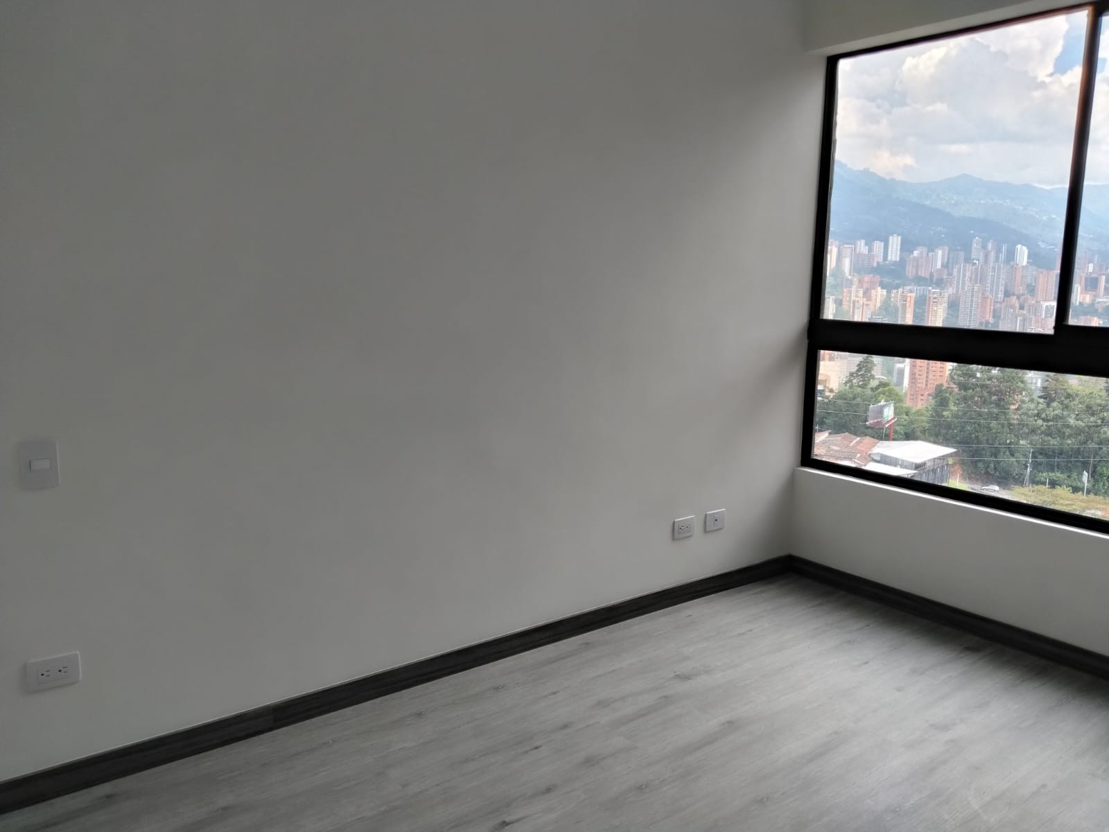 Apartamento en arriendo en El Poblado, Medellín · foto 11 de 19