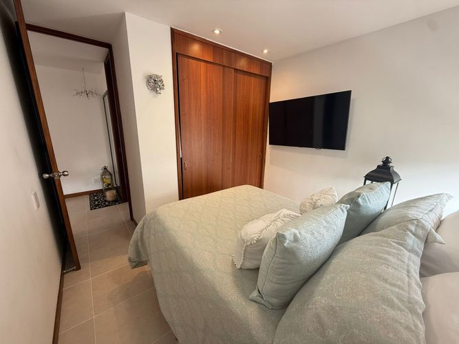 Apartamento de 2 alcobas en arriendo en Altos Del Poblado, Medellín, 85 m² · foto 18 de 24