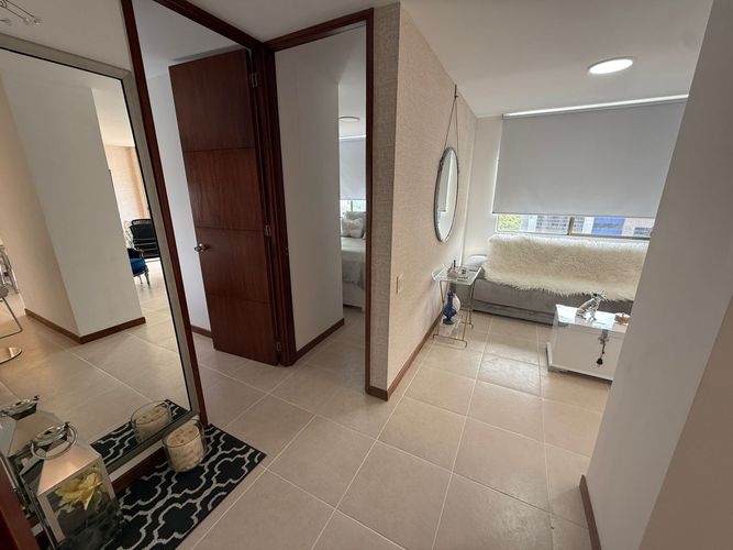Apartamento de 2 alcobas en arriendo en Altos Del Poblado, Medellín, 85 m² · foto 17 de 24
