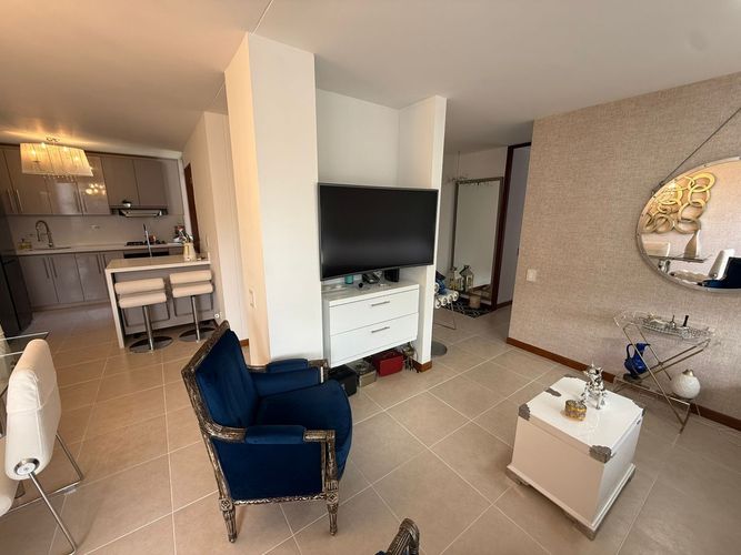 Apartamento de 2 alcobas en arriendo en Altos Del Poblado, Medellín, 85 m² · foto 6 de 24