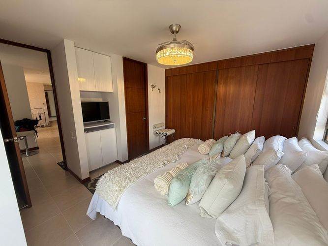 Apartamento de 2 alcobas en arriendo en Altos Del Poblado, Medellín, 85 m² · foto 20 de 24