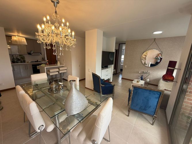 Apartamento de 2 alcobas en arriendo en Altos Del Poblado, Medellín, 85 m² · foto 19 de 24