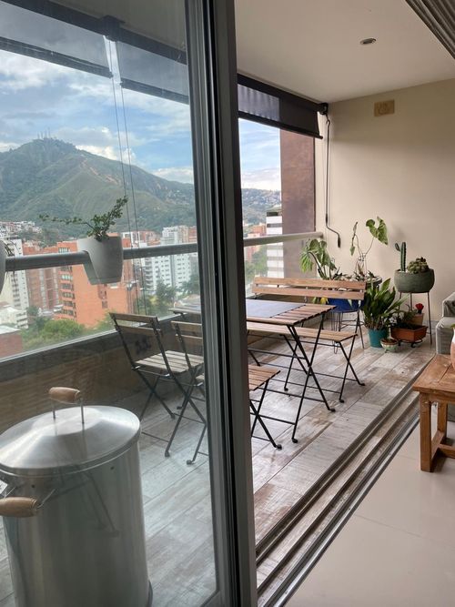 Apartamento de 2 alcobas en venta en Santa Teresita, Cali, 130 m² · foto 4 de 16