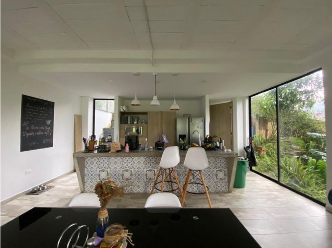 Casa de 7 alcobas en venta en La Tablaza, La Estrella, 400 m² · foto 10 de 24