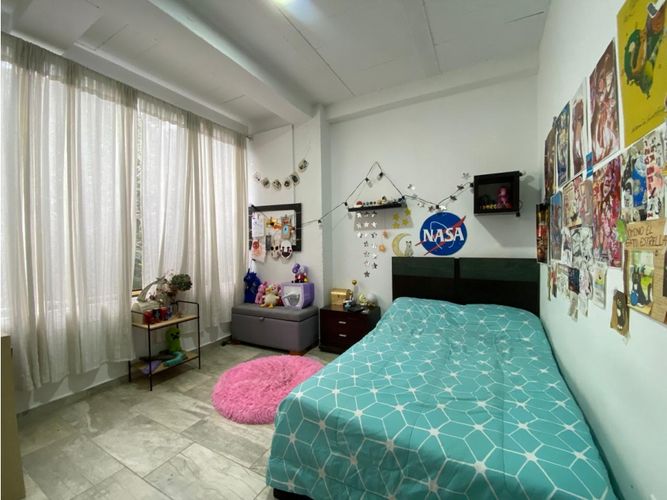 Casa de 7 alcobas en venta en La Tablaza, La Estrella, 400 m² · foto 21 de 24