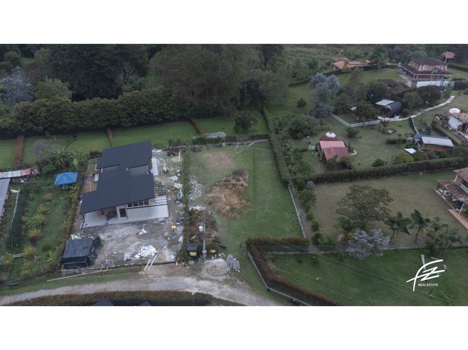 Lote en venta en Guarne, 960 m² · foto 3 de 13