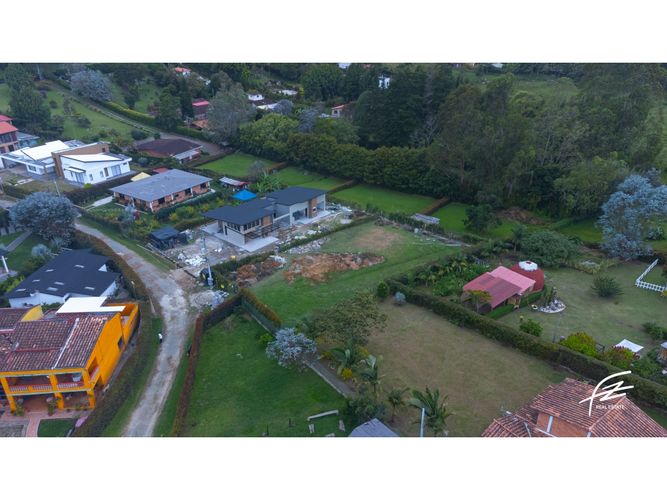 Lote en venta en Guarne, 960 m² · foto 5 de 13