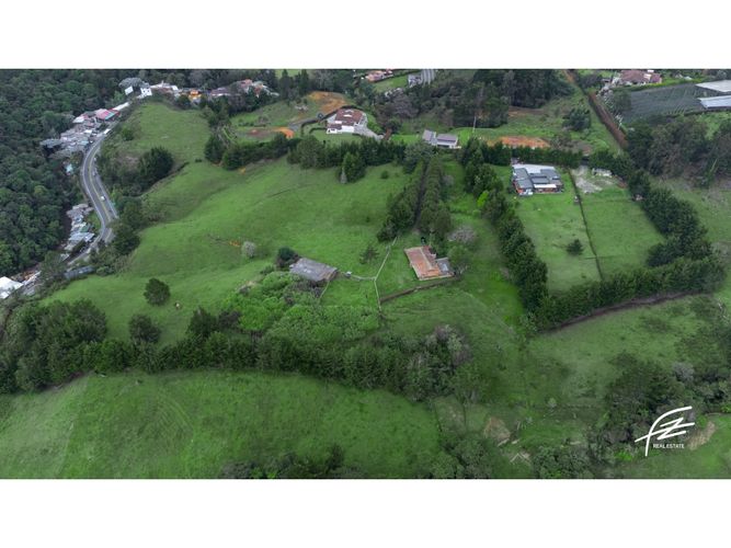 Lote en venta en Las Palmas, Envigado, 38737 m² · foto 2 de 6