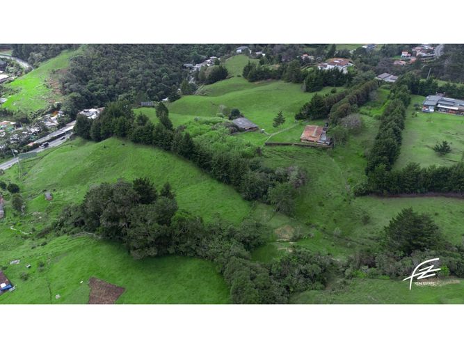 Lote en venta en Las Palmas, Envigado, 38737 m² · foto 6 de 6