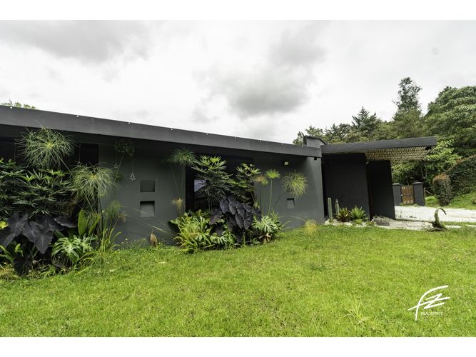 Casa de 3 alcobas en venta en El Carmen De Viboral, El Carmen de Viboral, 350 m² · foto 3 de 24