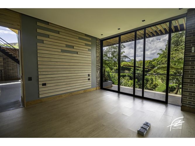 Casa de 5 alcobas en venta en La Ceja, 800 m² · foto 8 de 19