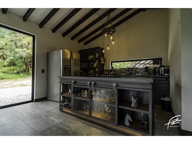 Casa de 3 alcobas en venta en El Carmen De Viboral, El Carmen de Viboral, 350 m² · foto 10 de 24