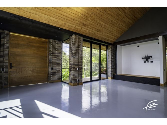 Casa de 5 alcobas en venta en La Ceja, 800 m² · foto 11 de 19