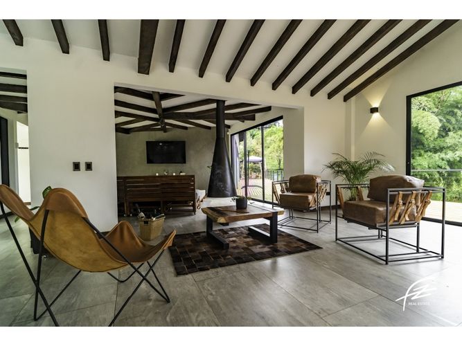 Casa de 3 alcobas en venta en El Carmen De Viboral, El Carmen de Viboral, 350 m² · foto 13 de 24