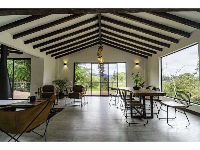 Casa de 3 alcobas en venta en El Carmen De Viboral, El Carmen de Viboral, 350 m² · foto 16 de 24