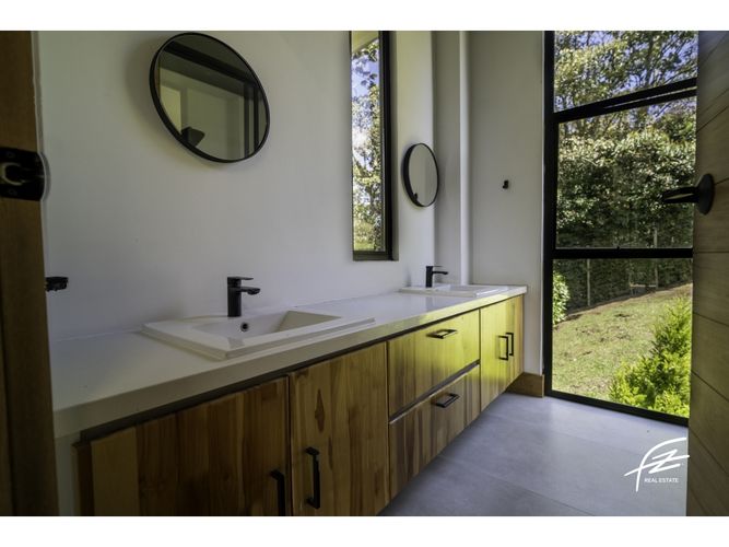Casa de 5 alcobas en venta en La Ceja, 800 m² · foto 17 de 19