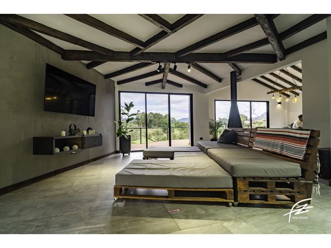 Casa de 3 alcobas en venta en El Carmen De Viboral, El Carmen de Viboral, 350 m² · foto 17 de 24