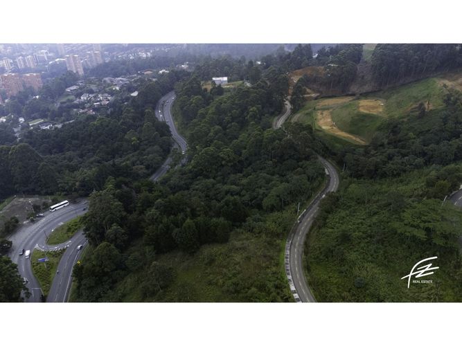 Lote en venta en Las Palmas, Medellín, 2854 m² · foto 8 de 10