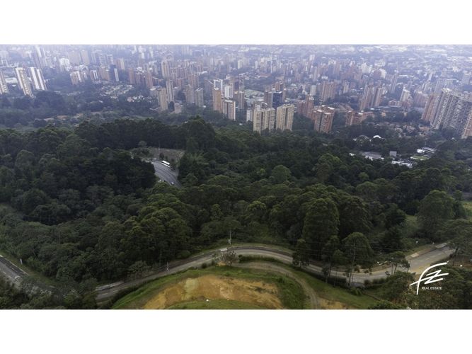 Lote en venta en Las Palmas, Medellín, 2606 m² · foto 8 de 10