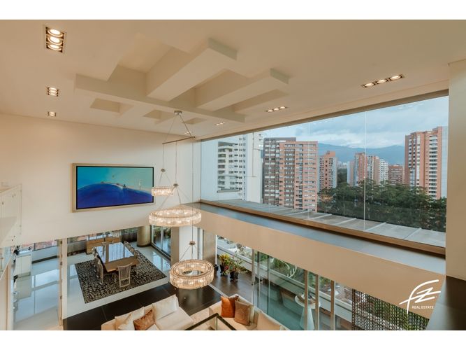 Apartamento de 5 alcobas en venta en El Poblado, Medellín, 737 m² · foto 5 de 18
