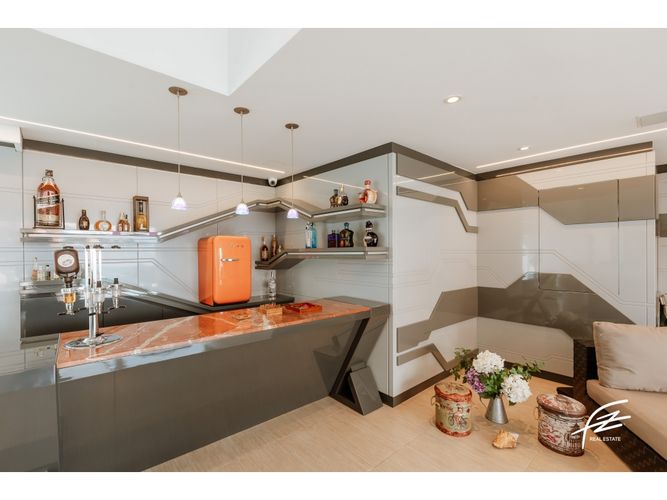 Apartamento de 5 alcobas en venta en El Poblado, Medellín, 737 m² · foto 6 de 18
