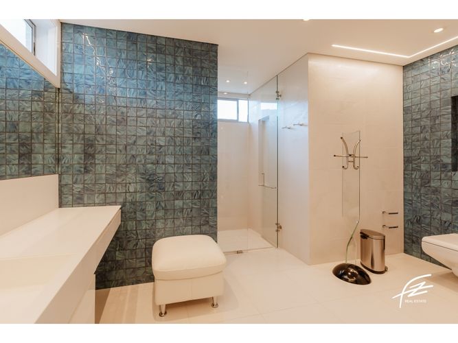 Apartamento de 5 alcobas en venta en El Poblado, Medellín, 737 m² · foto 15 de 18