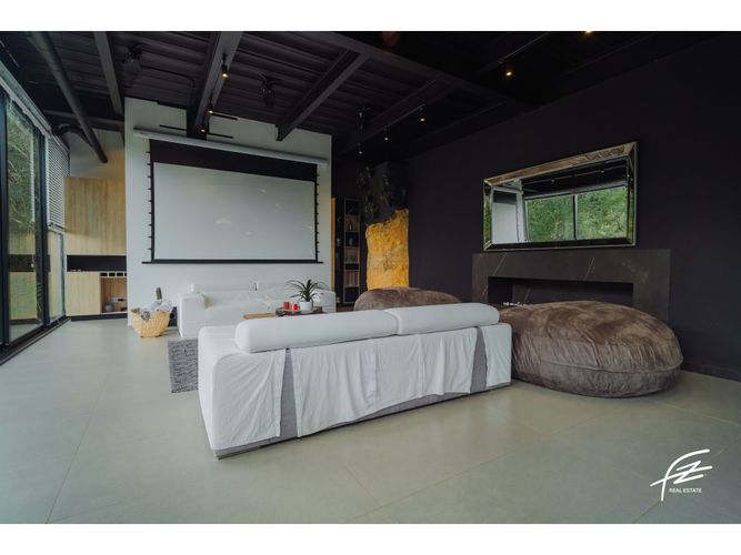 Casa de 5 alcobas en venta en Las Palmas, Envigado, 644 m² · foto 12 de 24