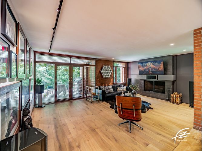 Casa de 2 alcobas en venta en El Poblado, Medellín, 484 m² · foto 6 de 24