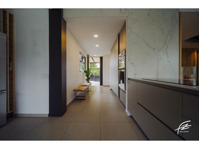 Casa de 5 alcobas en venta en Las Palmas, Envigado, 644 m² · foto 14 de 24