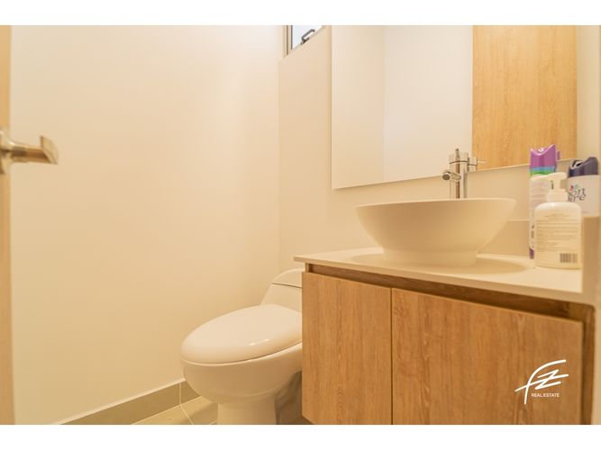 Casa de 4 alcobas en venta en Lomitas, La Ceja, 127 m² · foto 16 de 18