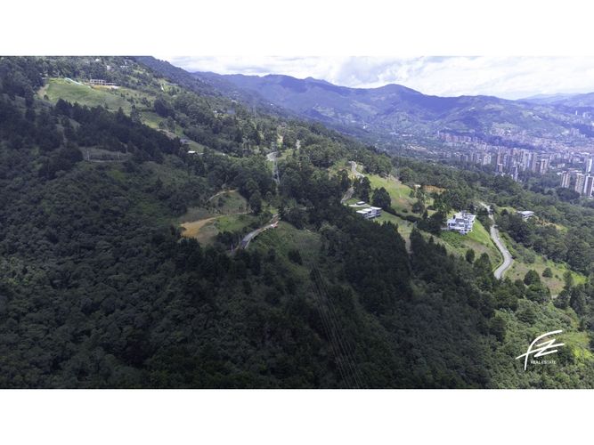 Lote en venta en Las Palmas, Envigado, 9861 m² · foto 5 de 10