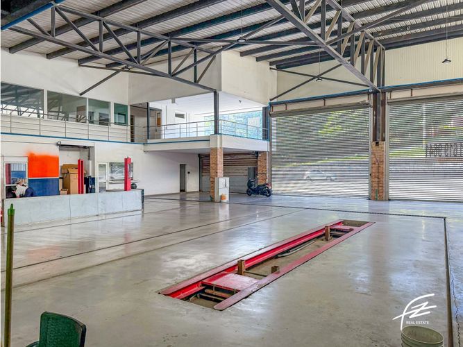 Bodega en venta en Actividad Multiple, Copacabana, 906 m² · foto 5 de 20