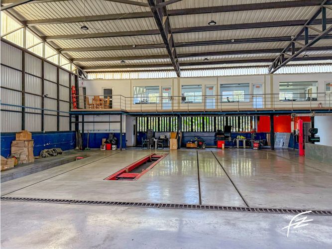 Bodega en venta en Actividad Multiple, Copacabana, 906 m² · foto 8 de 20