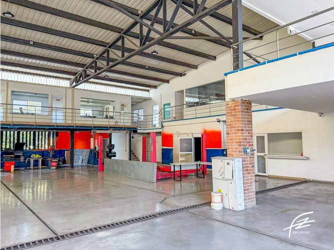 Bodega en venta en Actividad Multiple, Copacabana, 906 m² · foto 9 de 20