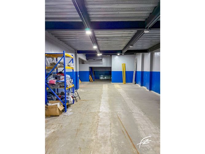 Bodega en venta en Actividad Multiple, Copacabana, 906 m² · foto 14 de 20