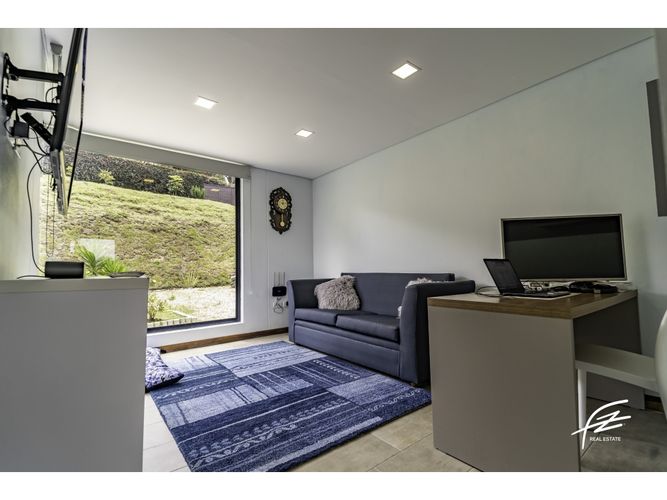 Casa de 4 alcobas en venta en San Felix, Bello, 300 m² · foto 16 de 24