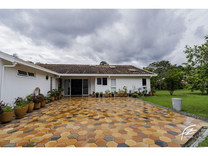 Finca en venta en El Carmen De Viboral, El Carmen de Viboral, 320 m² · foto 4 de 24