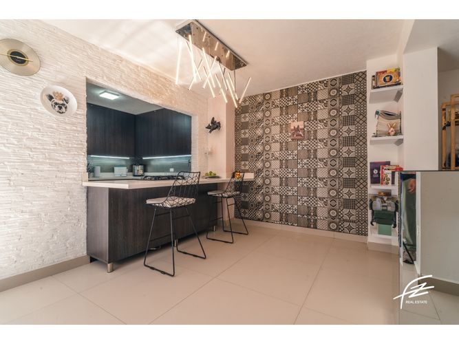 Casa de 4 alcobas en venta en Laureles, Medellín, 440 m² · foto 6 de 24